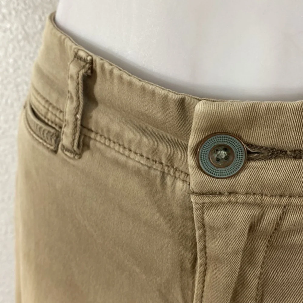 Anthro Pilcro and the Letterpress Hyphen Khaki Pants Y17
